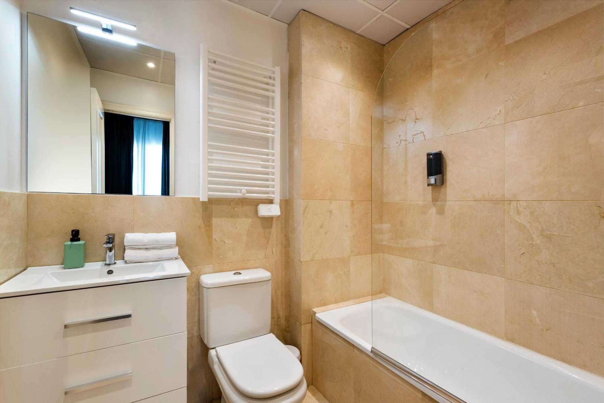Ferienwohnung Misterhost Santiago Centrico Y Acogedor Con Piscina - Casco Historico Sevilla Exterior foto
